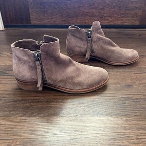 Dolce vita brown tan bootie